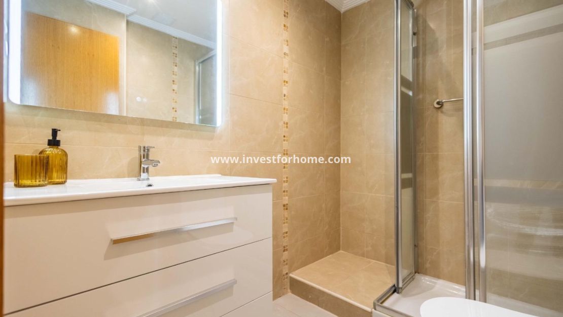 Vente - Appartement - Torrevieja - Las Calas