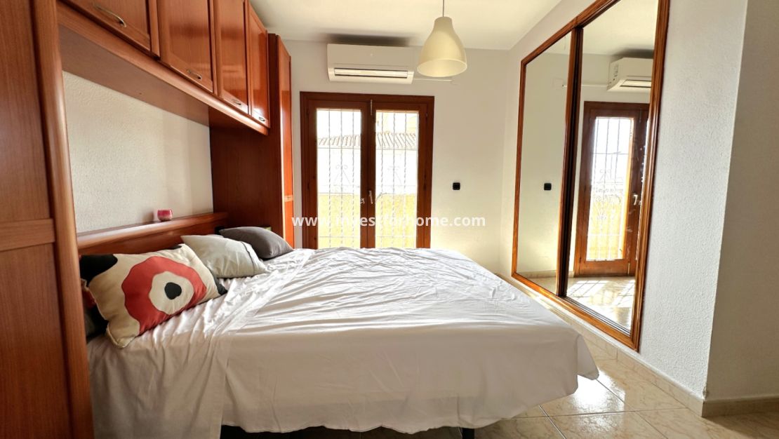 Vente - Bungalow - Orihuela Costa - Inland