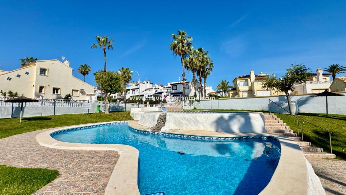 Vente - Bungalow - Orihuela Costa - Villamartín-las Filipinas