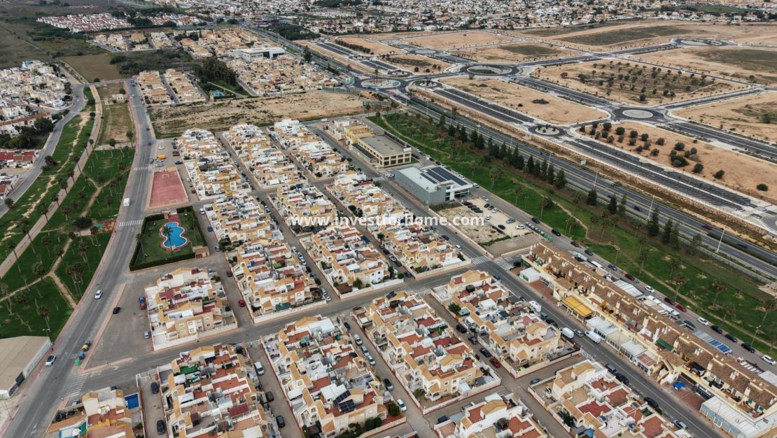 Vente - Bungalow - Torrevieja - El Limonar