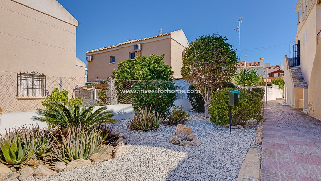 Vente - Bungalow - Torrevieja - La Siesta - El Salado - Torreta