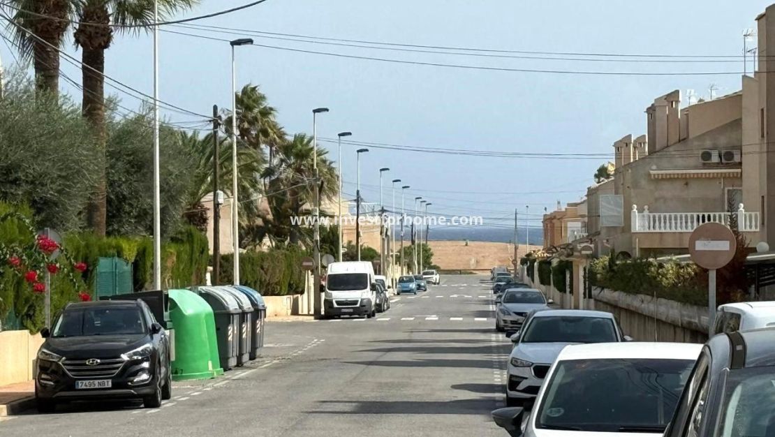 Vente - Bungalow - Torrevieja - Nueva Torrevieja - Aguas Nuevas