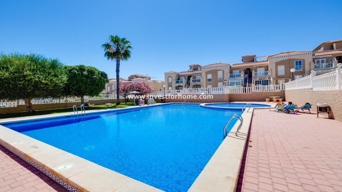 Vente - Bungalow - Torrevieja - Nueva Torrevieja - Aguas Nuevas