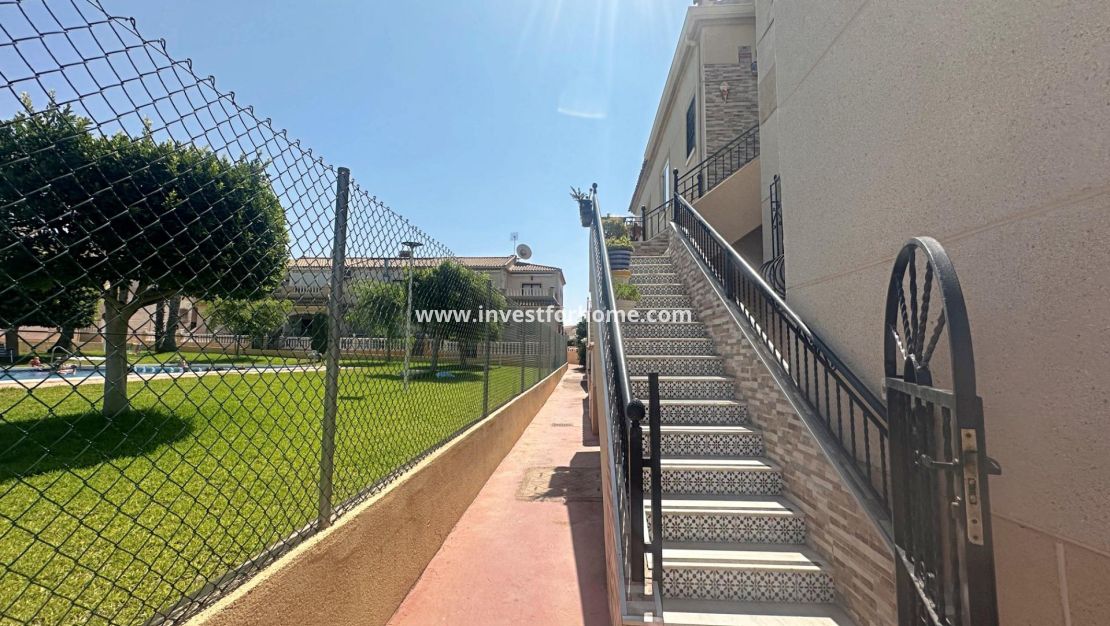 Vente - Bungalow - Torrevieja - Nueva Torrevieja - Aguas Nuevas