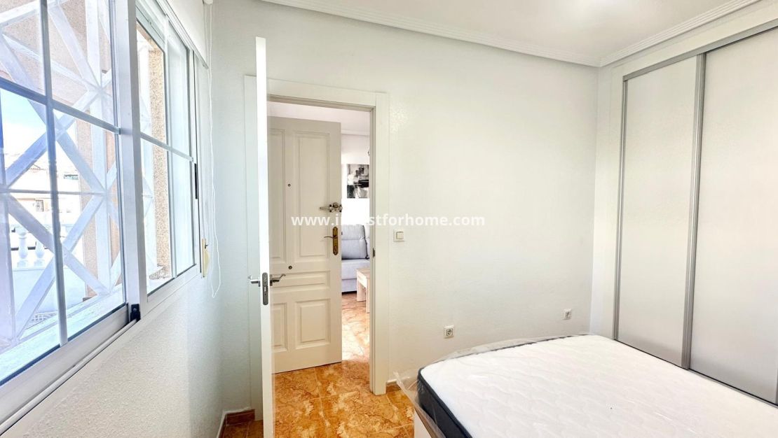 Vente - Bungalow - Torrevieja - Playa de los Locos