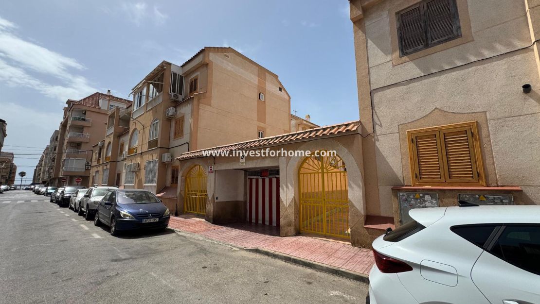 Vente - Garaje - Torrevieja - Playa del Acequión