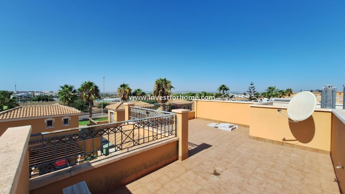 Vente - Maison - Torrevieja - aguas nuevas