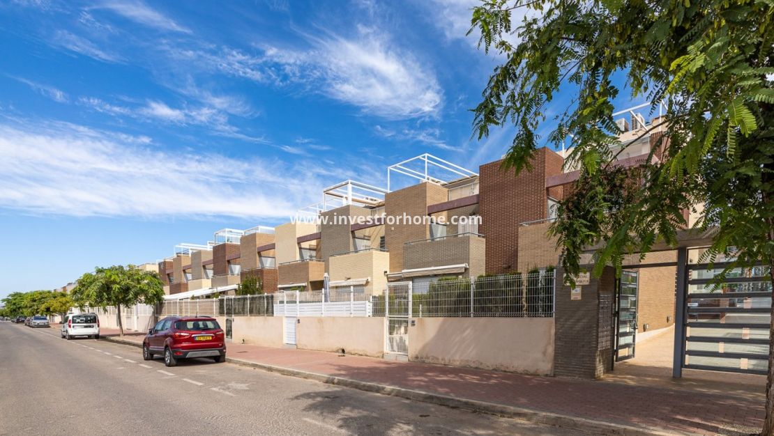 Vente - Maison - Torrevieja - Nueva Torrevieja - Aguas Nuevas