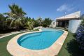 Vente - Villa - Daya Nueva - Costa Blanca
