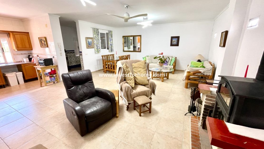 Vente - Villa - Daya Nueva - Costa Blanca