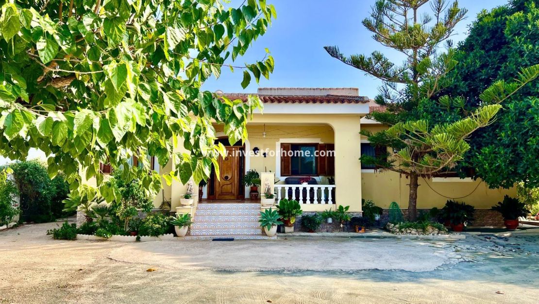 Vente - Villa - Daya vieja - Costa Blanca Sur