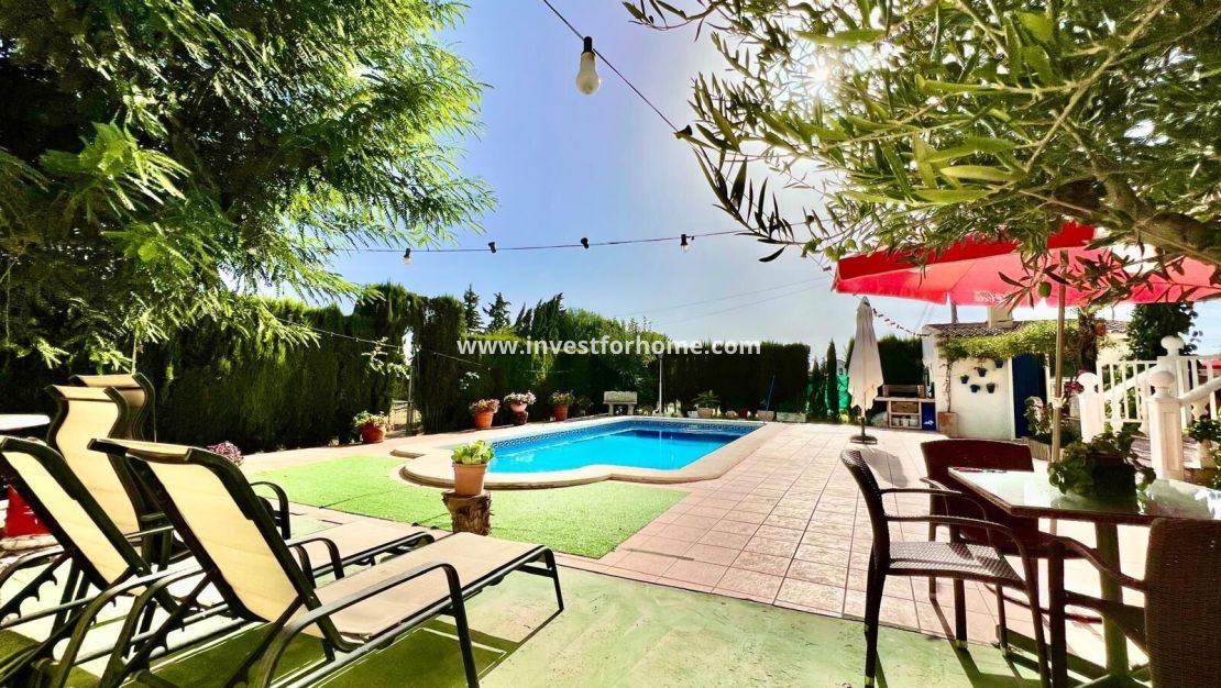 Vente - Villa - Daya vieja - Costa Blanca Sur