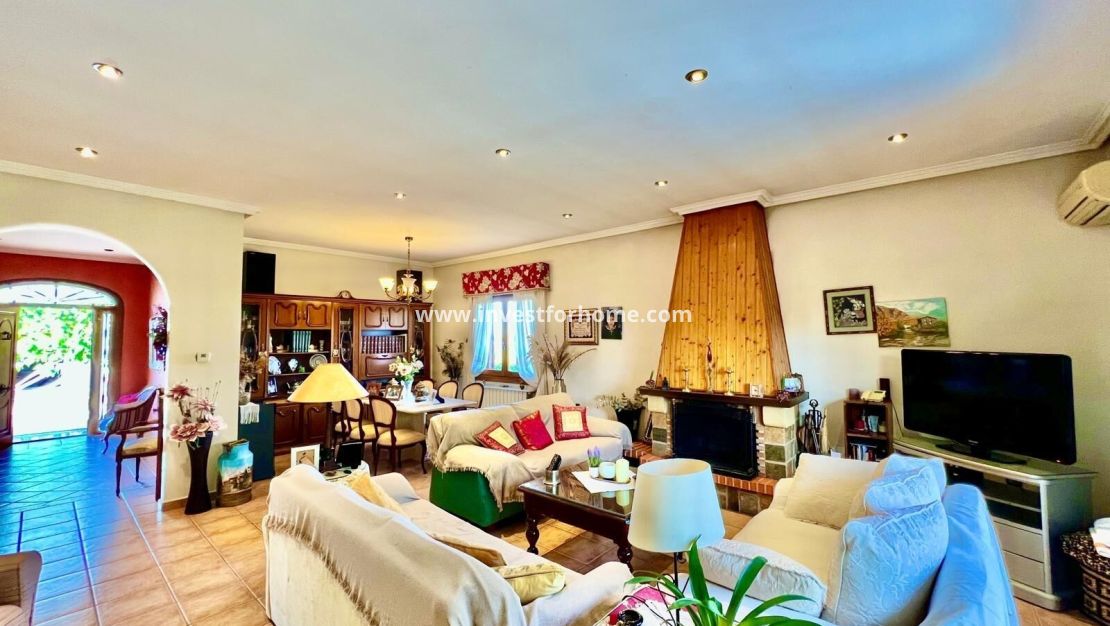 Vente - Villa - Daya vieja - Costa Blanca Sur