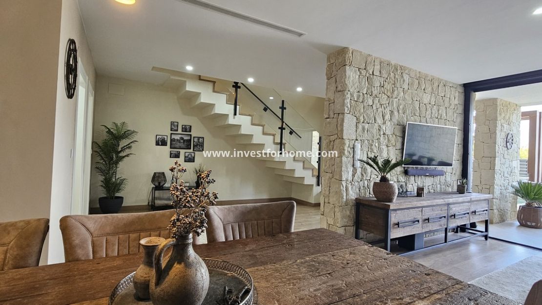 Vente - Villa - Dolores - Sector 4