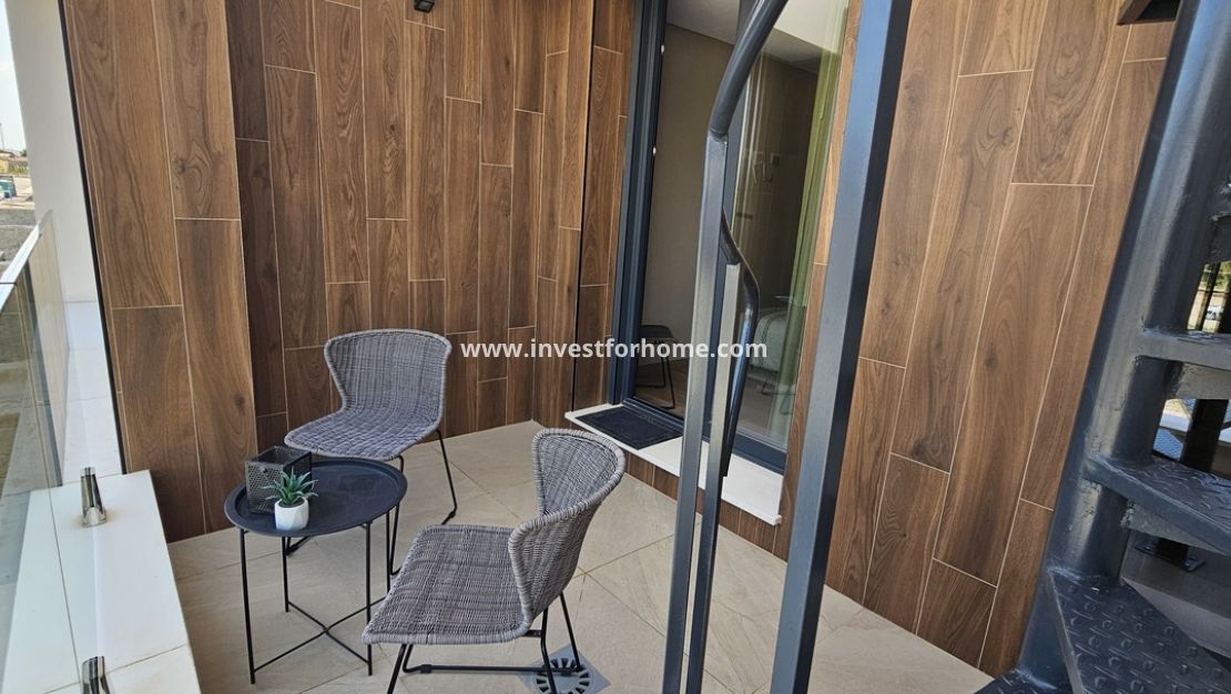 Vente - Villa - Dolores - Sector 4