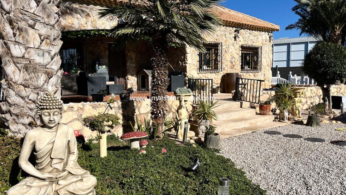 Vente - Villa - Fortuna - Inland