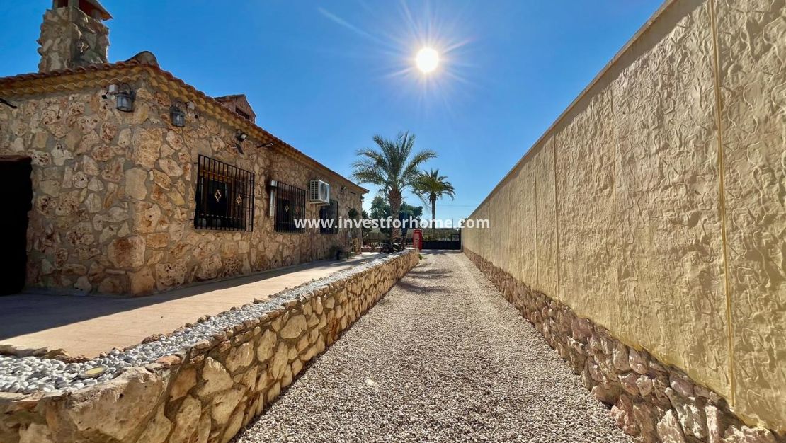 Vente - Villa - Fortuna - Inland