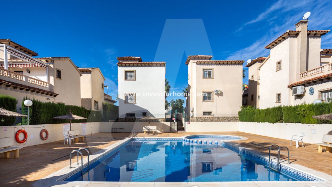 Vente - Villa - Guardamar del Segura - El Raso