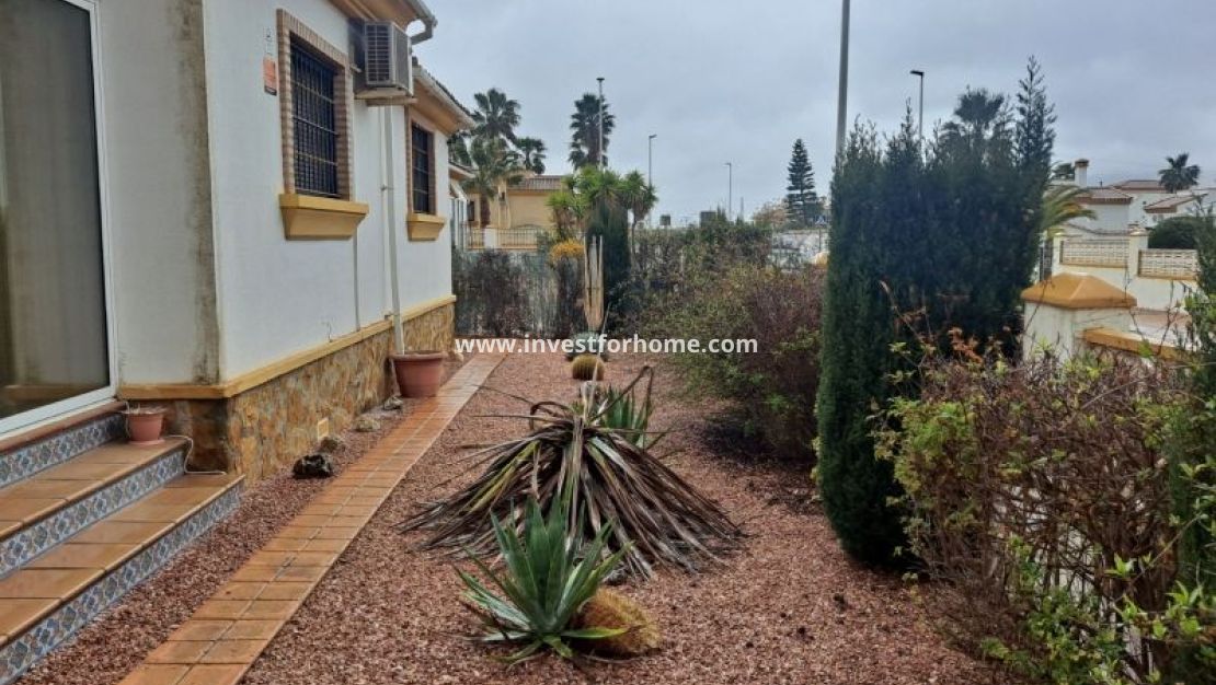 Vente - Villa - Hondón de las Nieves - Inland