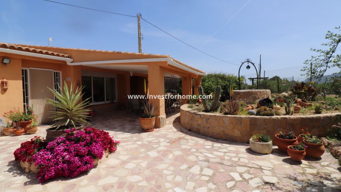 Vente - Villa - Hondón de las Nieves - Inland