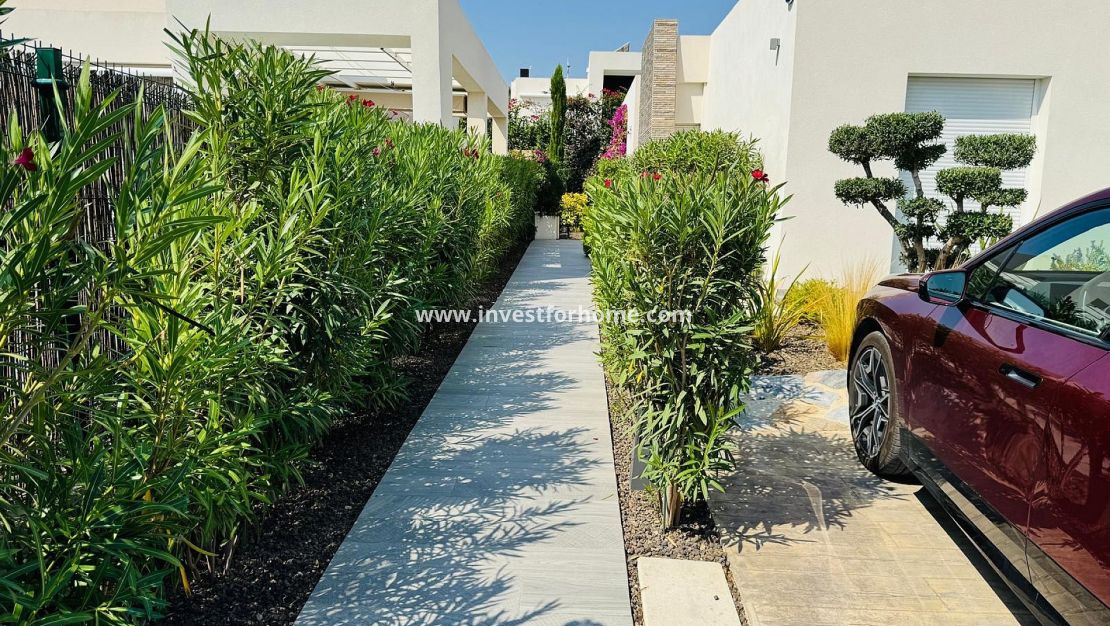 Vente - Villa - La Finca Golf Resort - Inland