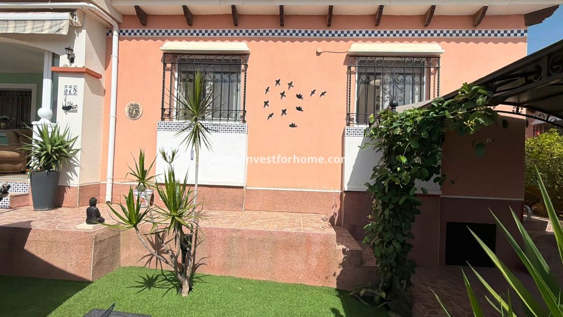 Vente - Villa - Los Montesinos - Costa Blanca
