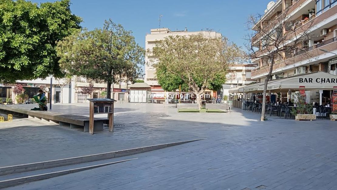 Vente - Villa - Los Montesinos - PUEBLO CENTRO