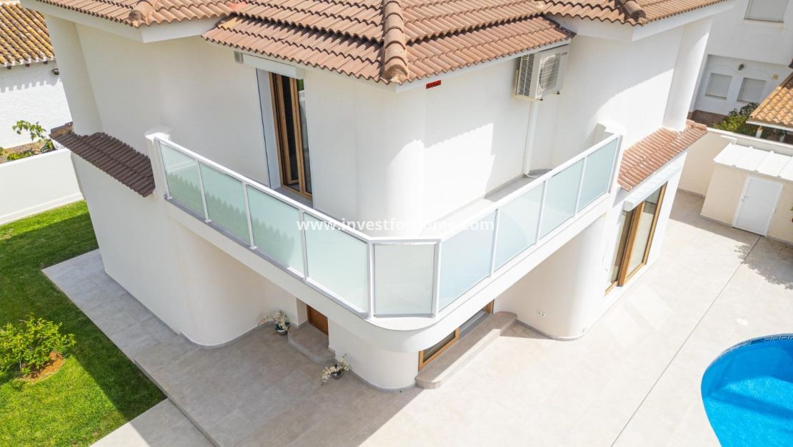 Vente - Villa - Orihuela Costa - Cabo Roig