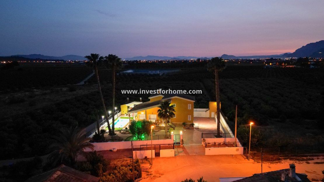 Vente - Villa - Orihuela Costa - Correntías Medias