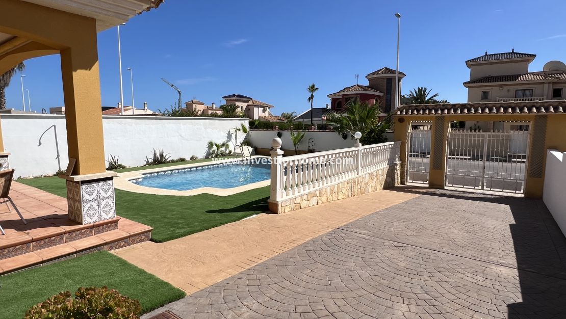 Vente - Villa - Orihuela Costa - Costa Blanca