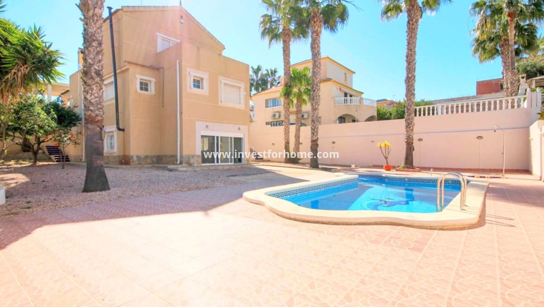 Vente - Villa - Orihuela Costa - Costa Blanca