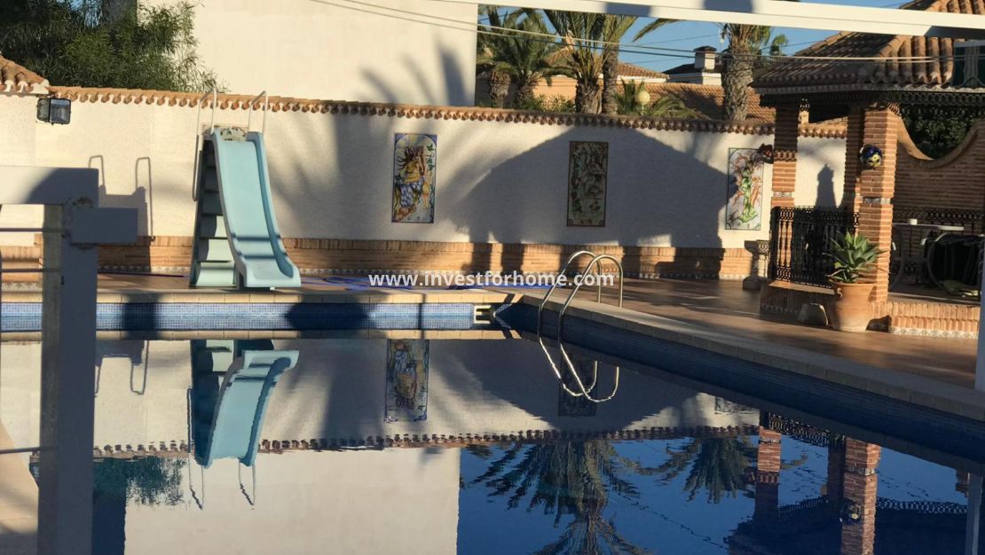 Vente - Villa - Orihuela Costa - Costa Blanca