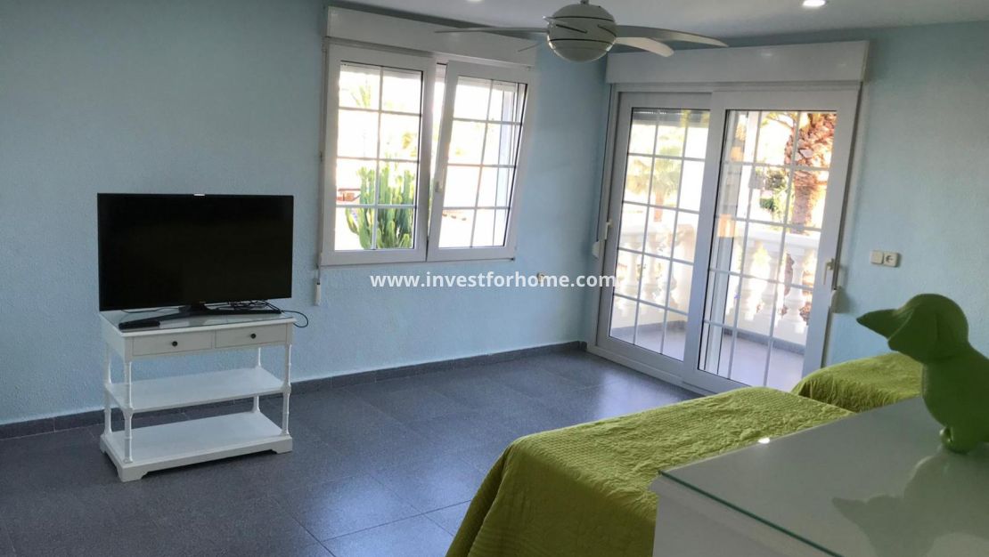 Vente - Villa - Orihuela Costa - Costa Blanca