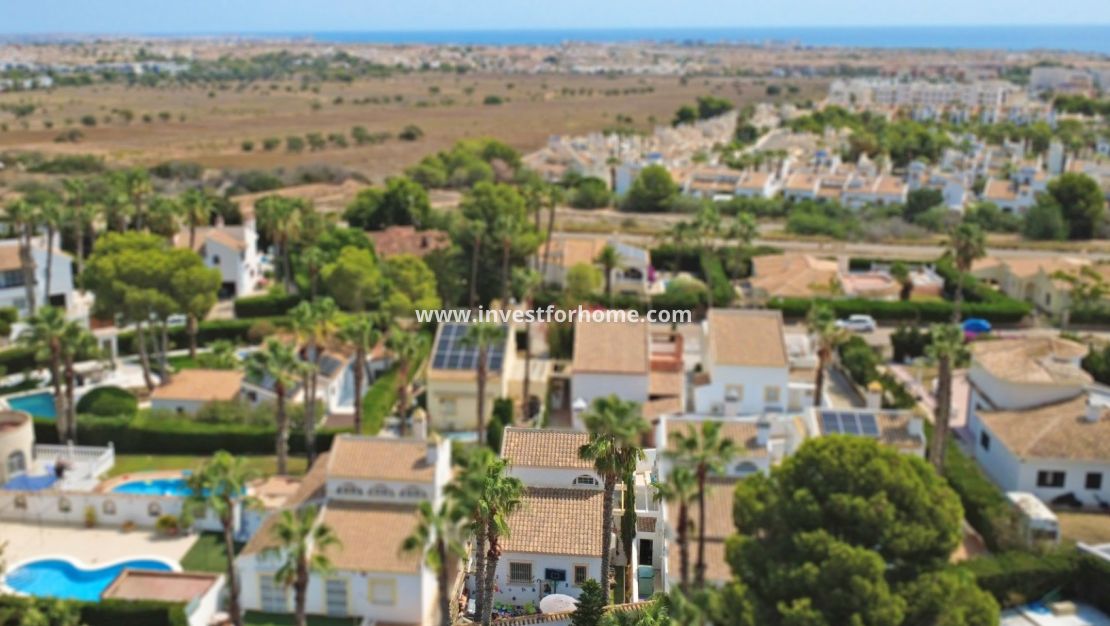Vente - Villa - Orihuela Costa - Costa Blanca