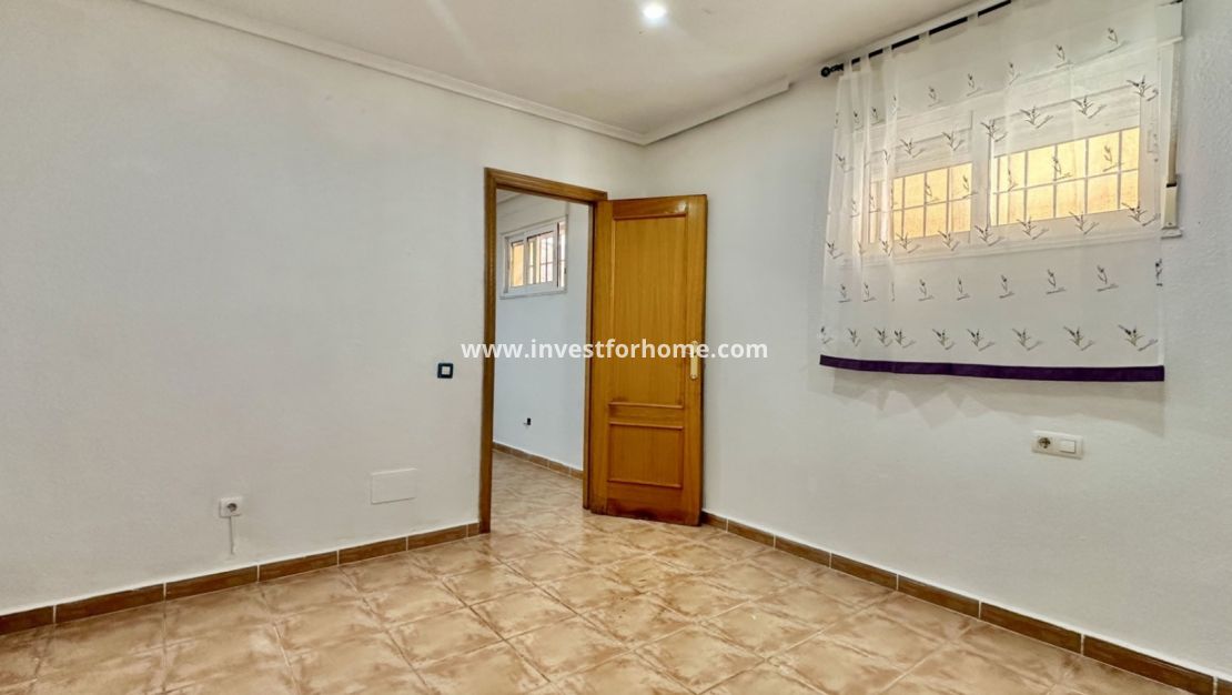 Vente - Villa - Orihuela Costa - Costa Blanca