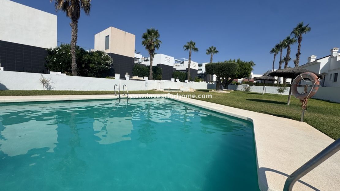 Vente - Villa - Orihuela Costa - Costa Blanca