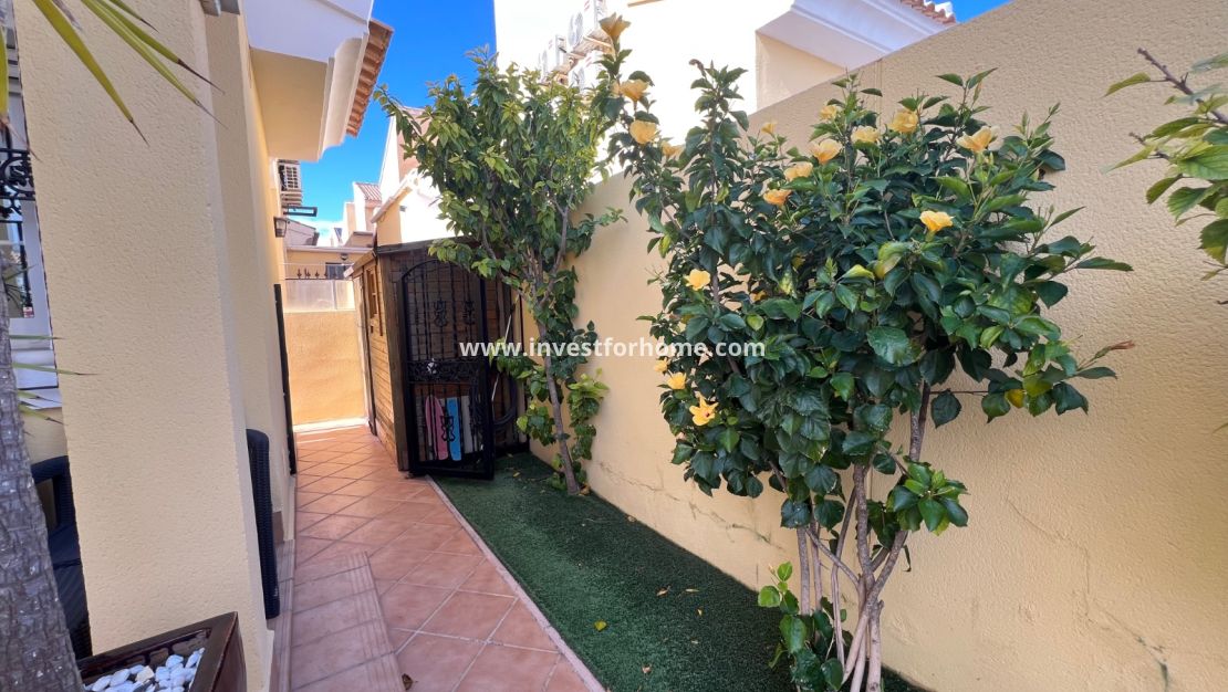 Vente - Villa - Orihuela Costa - Costa Blanca
