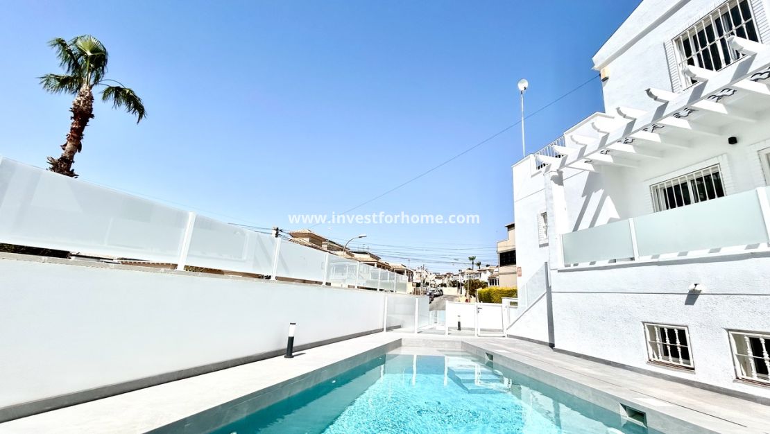 Vente - Villa - Orihuela Costa - Costa Blanca