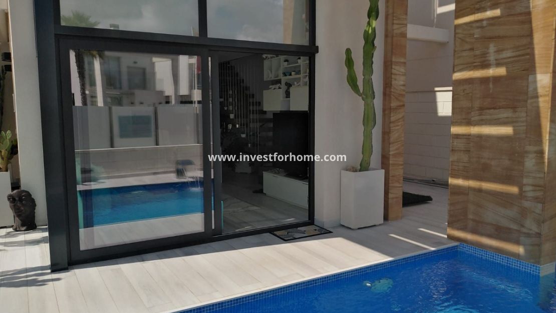 Vente - Villa - Orihuela Costa - Costa Blanca