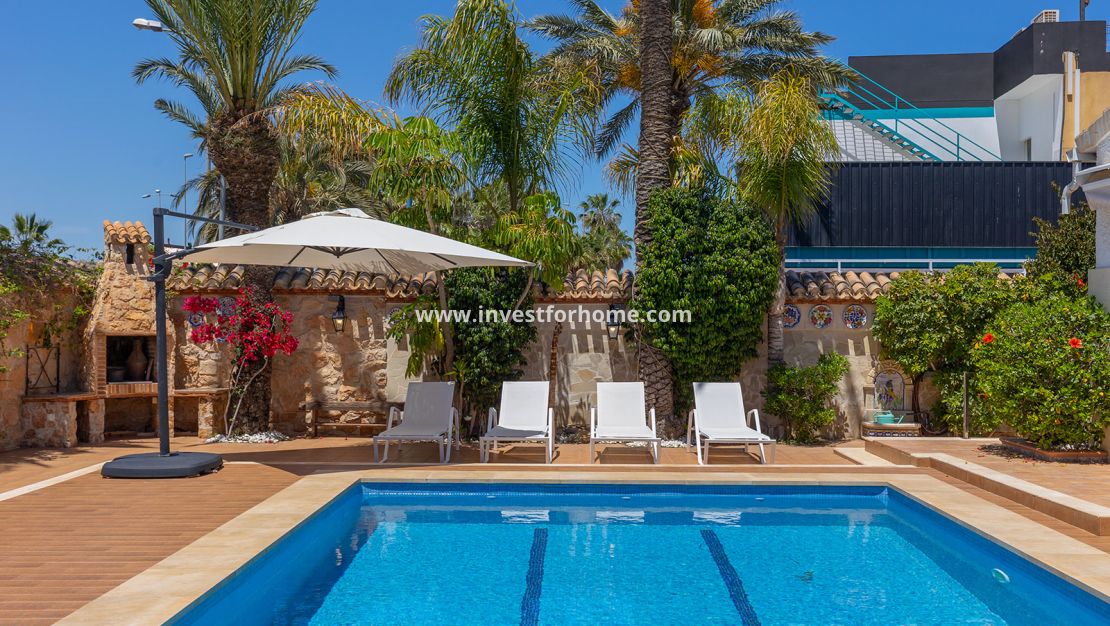 Vente - Villa - Orihuela Costa - Costa Blanca