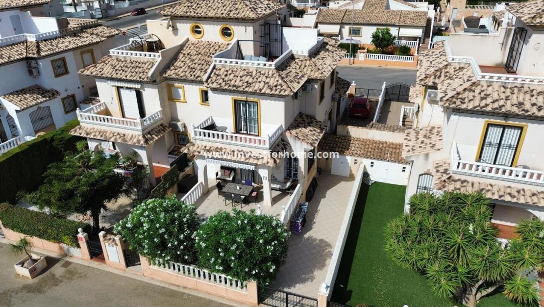 Vente - Villa - Orihuela Costa - Costa Blanca