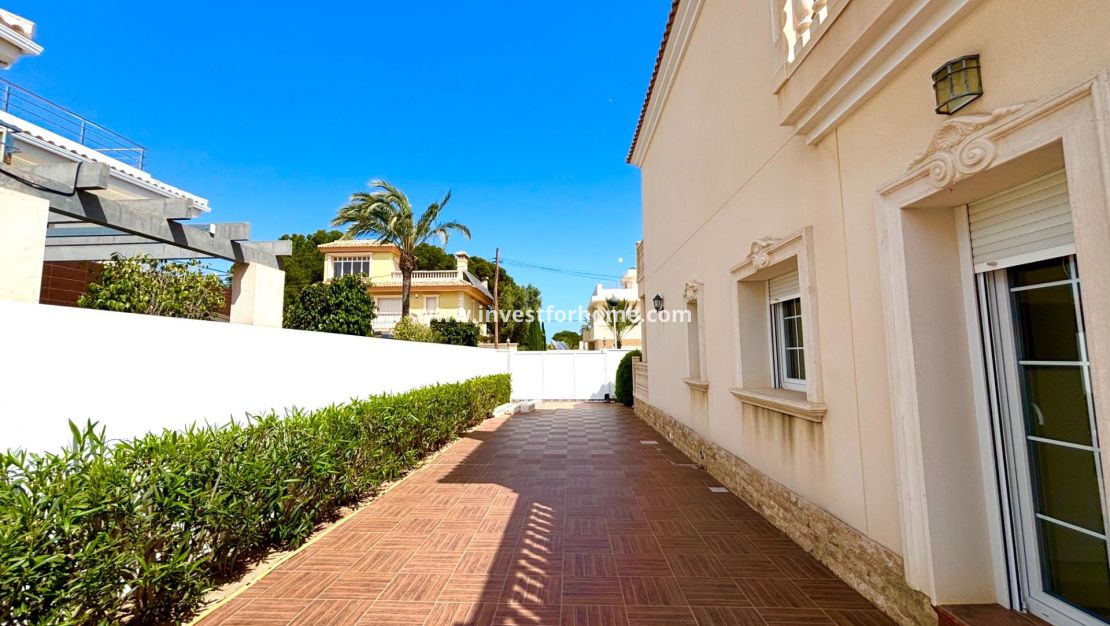 Vente - Villa - Orihuela Costa - Costa Blanca