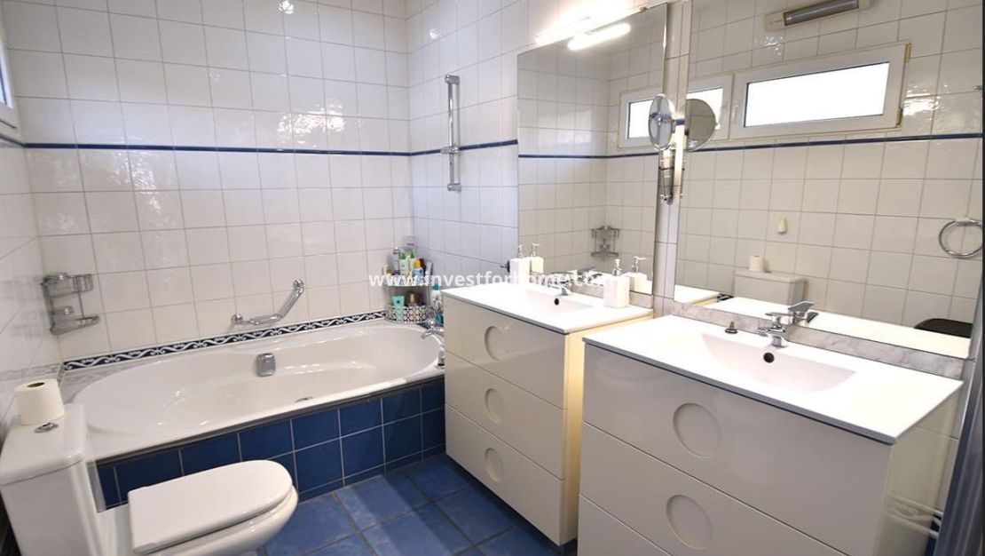 Vente - Villa - Orihuela Costa - La Zenia