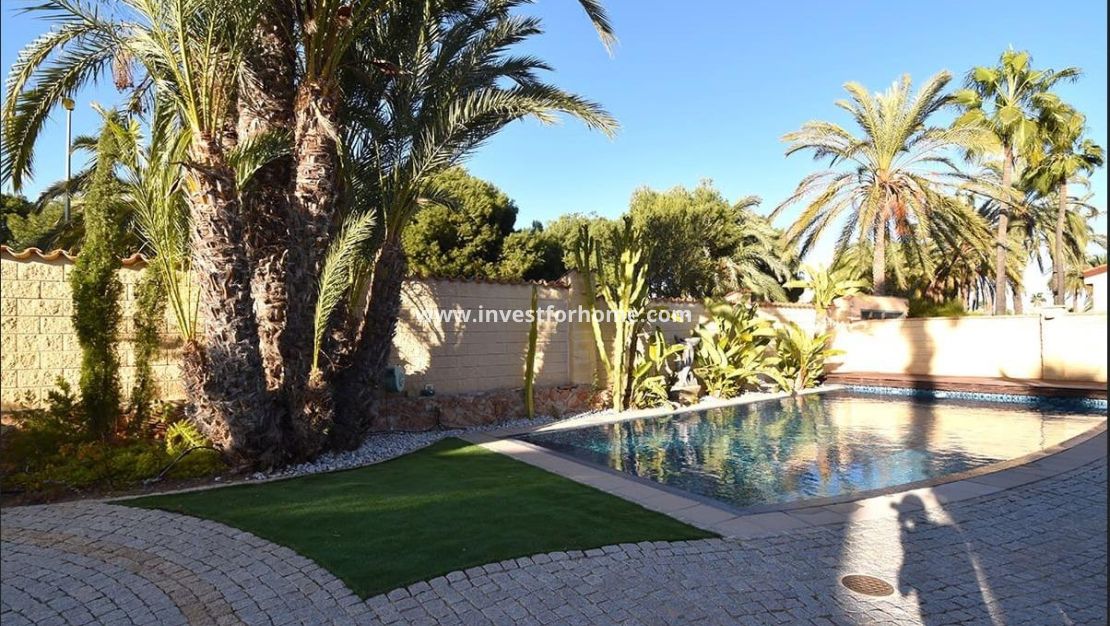 Vente - Villa - Orihuela Costa - La Zenia