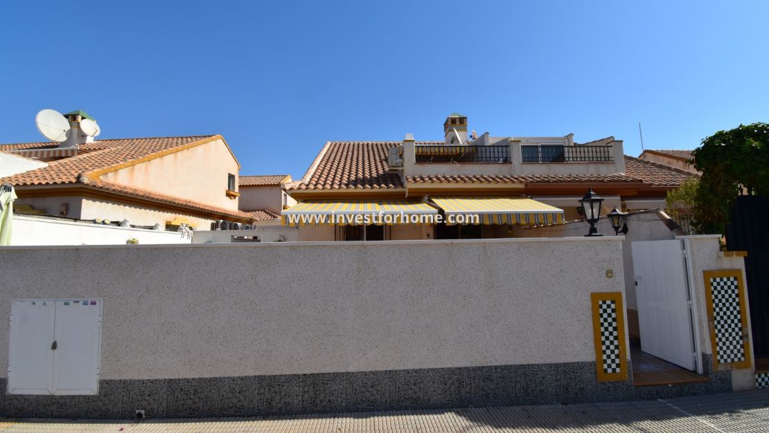 Vente - Villa - Orihuela Costa - La Zenia
