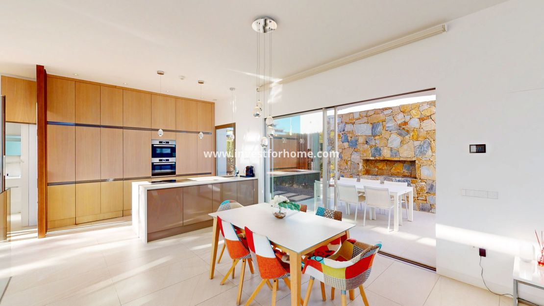 Vente - Villa - Orihuela Costa - Las Colinas Golf