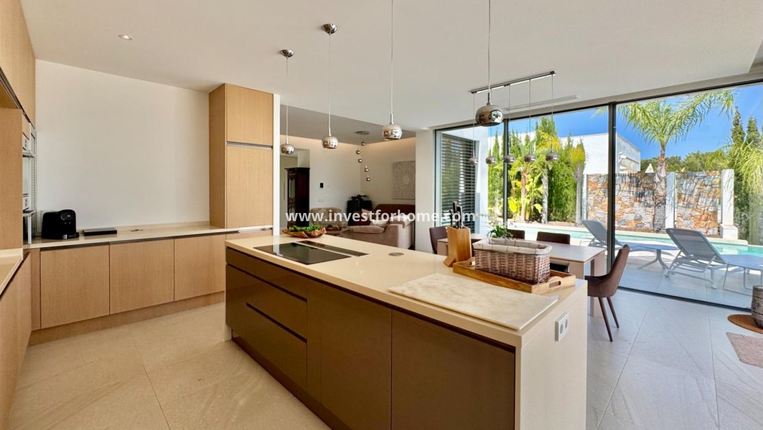 Vente - Villa - Orihuela Costa - Las Colinas Golf