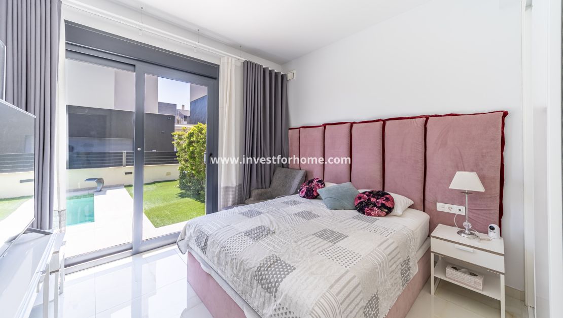 Vente - Villa - Orihuela Costa - Lomas De Cabo Roig