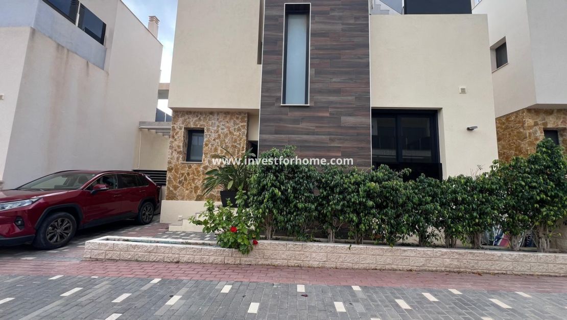 Vente - Villa - Orihuela Costa - Lomas De Cabo Roig