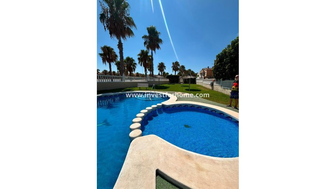 Vente - Villa - Orihuela Costa - Lomas De Cabo Roig